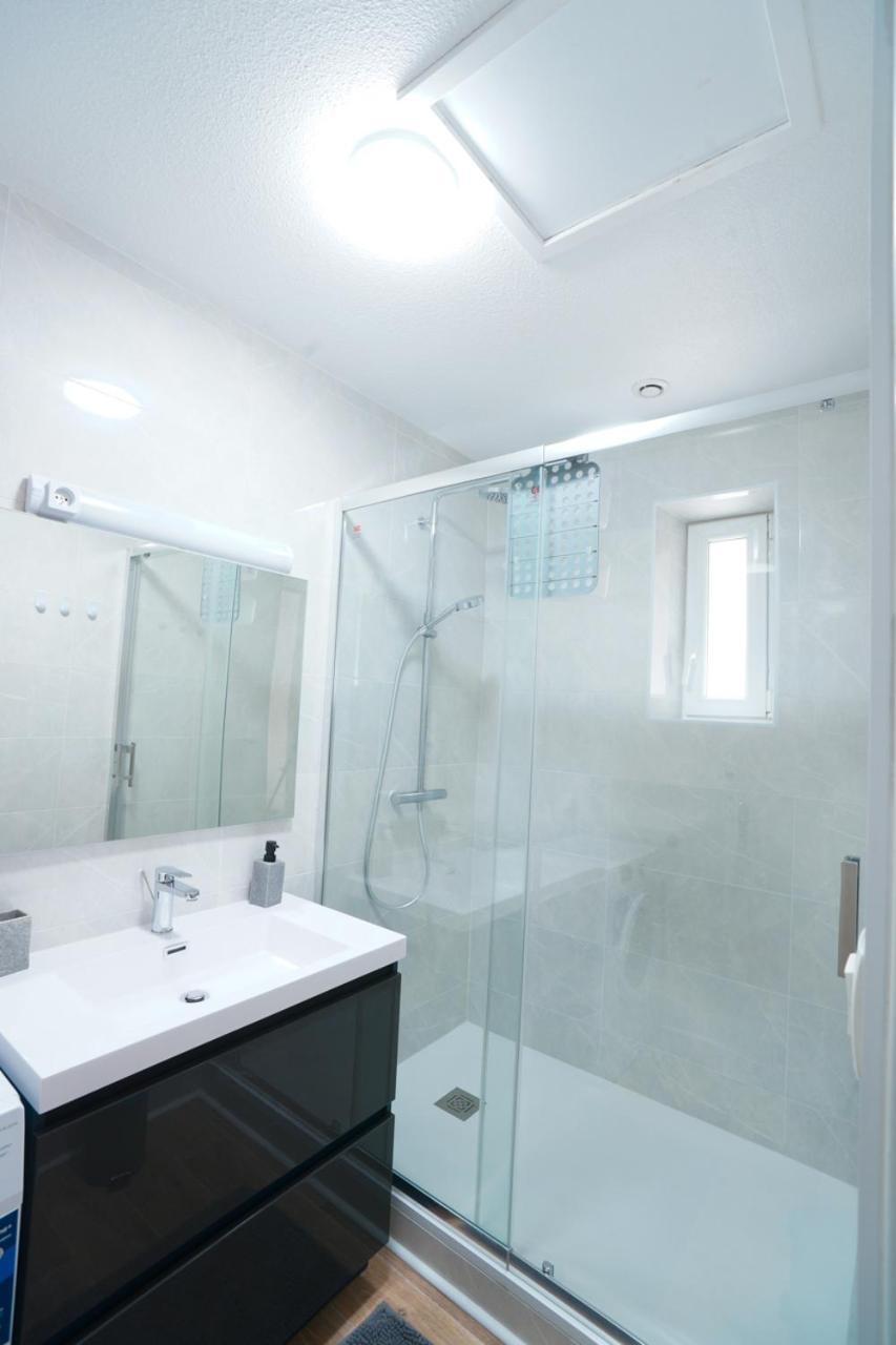 Appartement Du Forum,La Gare, 50 M2 , Climatisation, Garage, Cour Narbonne Ngoại thất bức ảnh